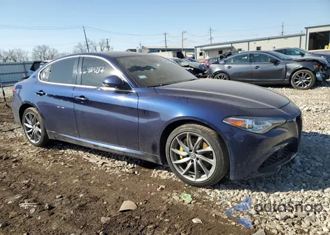 2017 Alfa Romeo Giulia Q4 z USA, uszkodzony, nr VIN ZARFAEDN4H7550952